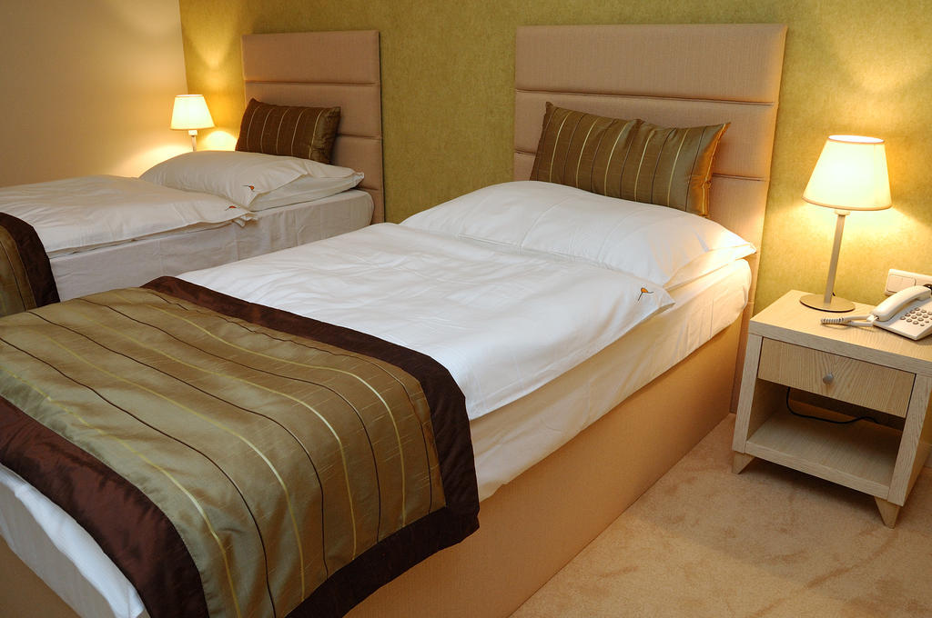 Hotel Predium Vráble Rom bilde
