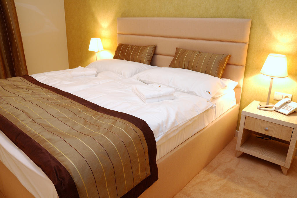 Hotel Predium Vráble Eksteriør bilde